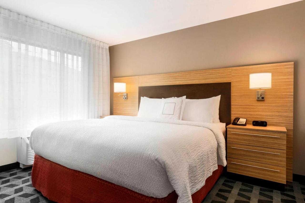 Towneplace Suites By Marriott Pittsburgh Airport/Robinson Township Exterior foto